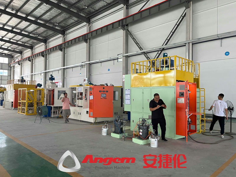 自動噴膠機(jī)