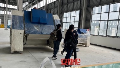 國內(nèi)知名拉鏈企業(yè)到訪安捷倫考察滾噴機(jī)設(shè)備